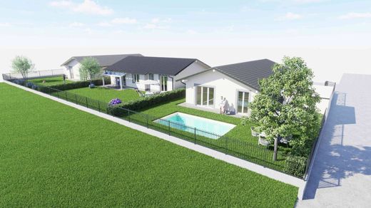 Villa in Tradate, Provincia di Varese