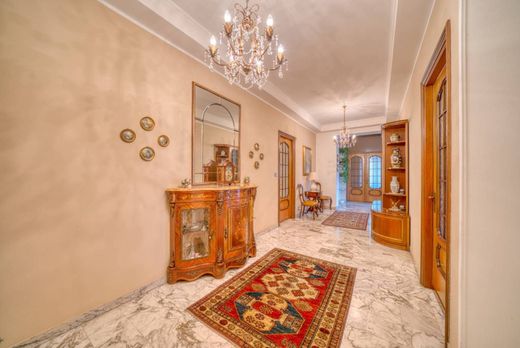 ﺷﻘﺔ ﻓﻲ تورينو, Torino