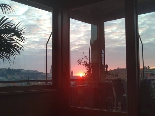 Penthouse in Verona, Provincia di Verona