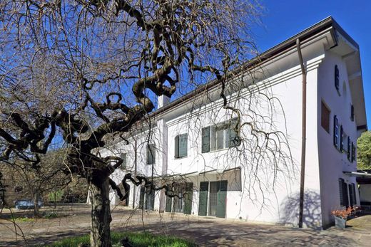 Reihenhaus in Albinea, Provincia di Reggio Emilia