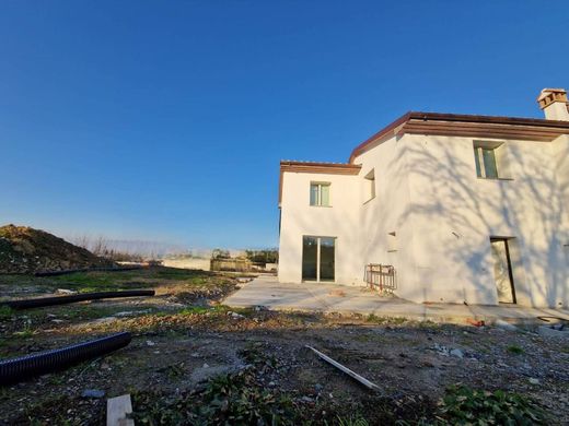 Villa in Quarrata, Provincia di Pistoia