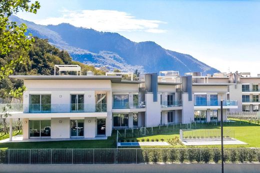 Apartment in Valmadrera, Provincia di Lecco