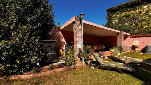 别墅  Pomezia, 罗马省