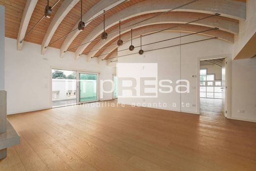 Attico a Treviso, Veneto