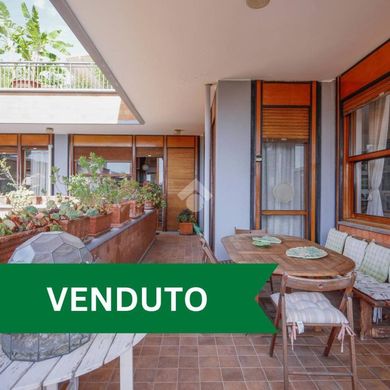 ローマ, ラツィオ州のアパートメント