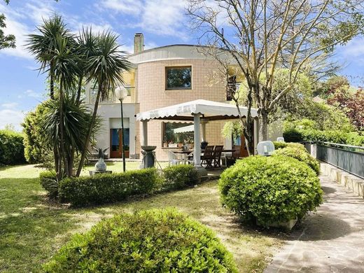 Villa in Pesaro, Pesaro and Urbino