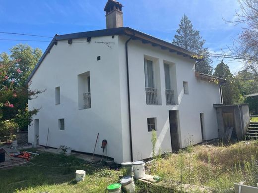 Country House in Pianoro, Bologna