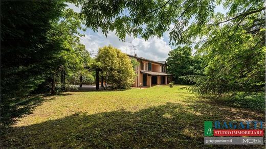 Villa a Formigine, Modena