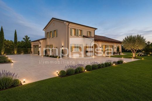 Villa in Paese, Provincia di Treviso
