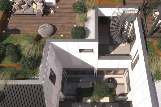 Apartment in Milan, Lombardy