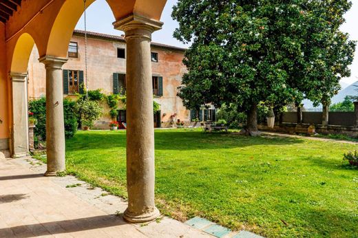 Villa in Corte Franca, Provincia di Brescia