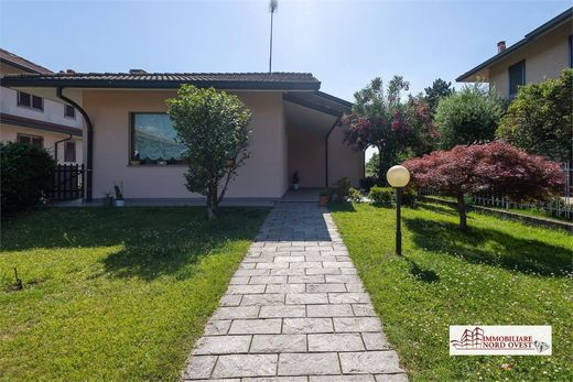 Villa in Cornaredo, Milan