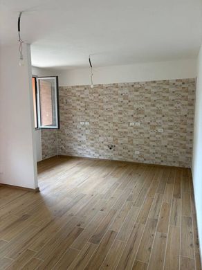 Apartment in Colle di Val d'Elsa, Province of Siena