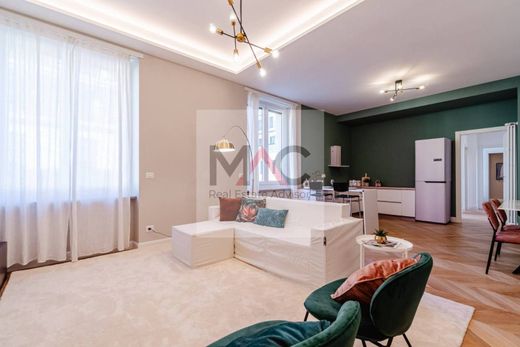 Apartment / Etagenwohnung in Turin, Piemont