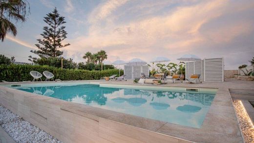 Вилла, Пакино, Provincia di Siracusa