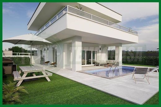 Villa in Ferno, Provincia di Varese