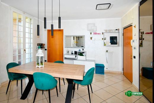 Apartment / Etagenwohnung in Assago, Mailand