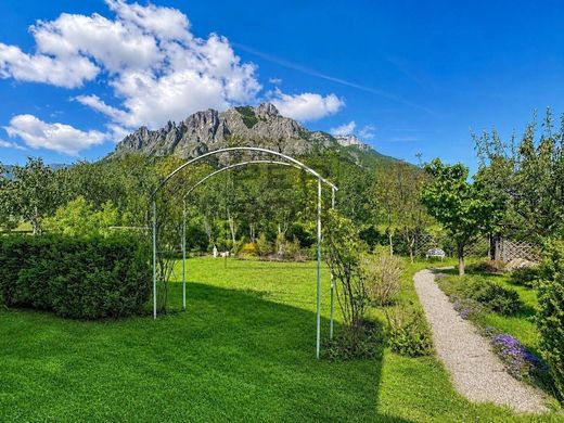 Casa di lusso a Vigolo Vattaro, Trento
