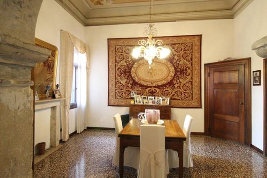 Willa w Lonigo, Provincia di Vicenza