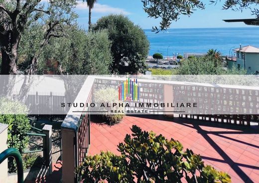 Квартира, Arenzano, Provincia di Genova