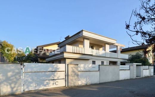 Villa Romano di Lombardia, Bergamo ilçesinde