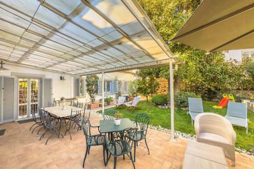 Villa in Rome, Latium
