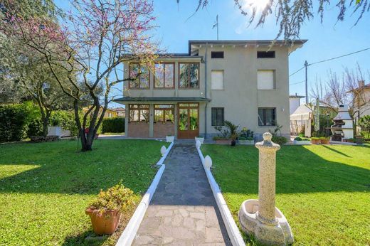 Villa - San Martino in Rio, Provincia di Reggio Emilia