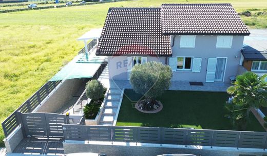 빌라 / Sotto il Monte Giovanni XXIII, Provincia di Bergamo