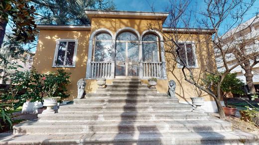 Villa Cinisello Balsamo, Milano ilçesinde