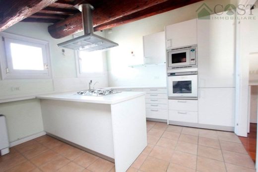 Penthouse in Vicenza, Provincia di Vicenza