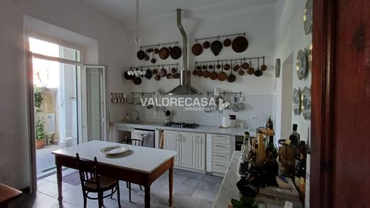 Moradia em banda - Carrara, Provincia di Massa-Carrara