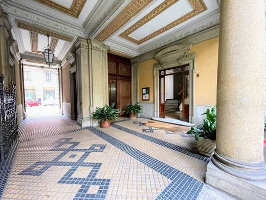 아파트 / 밀라노, Città metropolitana di Milano