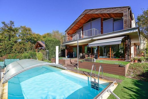 Cermenate, Provincia di Comoのヴィラ