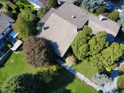 Villa in Concorezzo, Province of Monza and Brianza