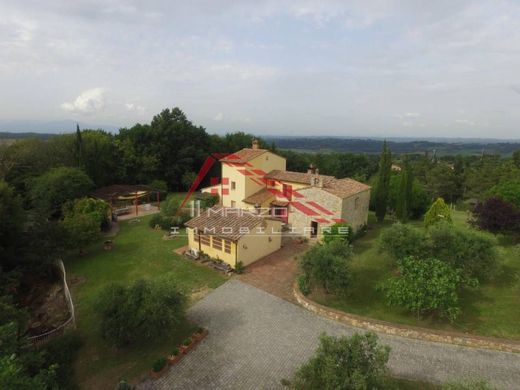 Country House in Casciana Terme, Pisa