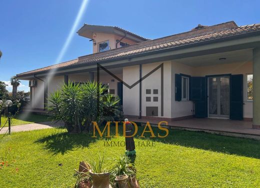 Villa à Nettuno, Rome