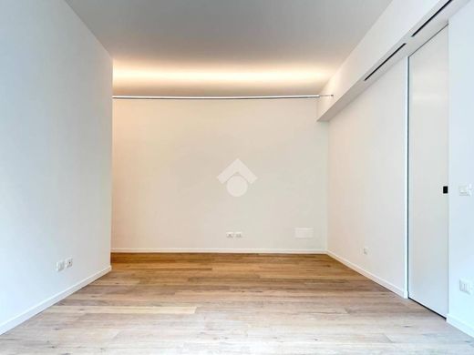 ミラノ, Città metropolitana di Milanoのアパートメント