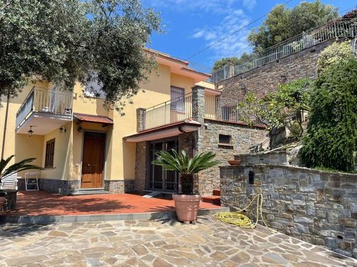 Вилла, Castellabate, Provincia di Salerno