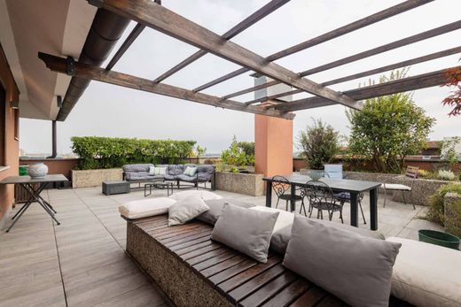 Attico a Segrate, Milano