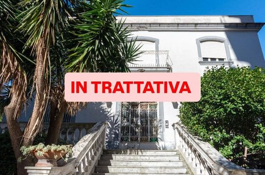 Villa in San Giorgio a Cremano, Naples