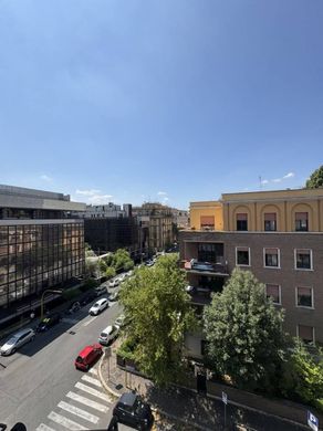 Appartement in Rome, Latium