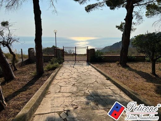Villa - Sperlonga, Provincia di Latina