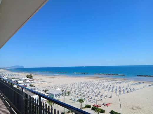 Cobertura - Civitanova Marche, Provincia di Macerata