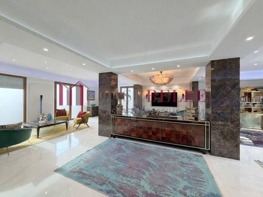 Пентхаус, Масса, Provincia di Massa-Carrara