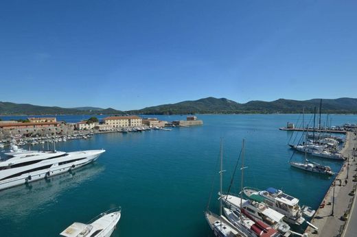 Attico a Portoferraio, Livorno