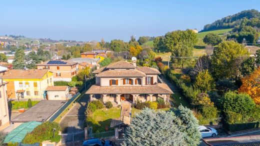 Villa in Castelvetro di Modena, Provincia di Modena