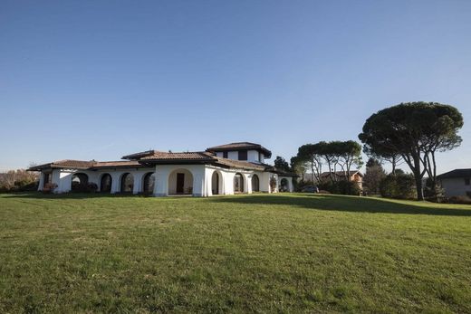 Villa in Buguggiate, Provincia di Varese