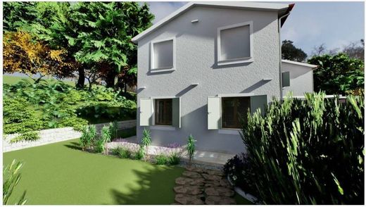 Villa à Ancône, Marches