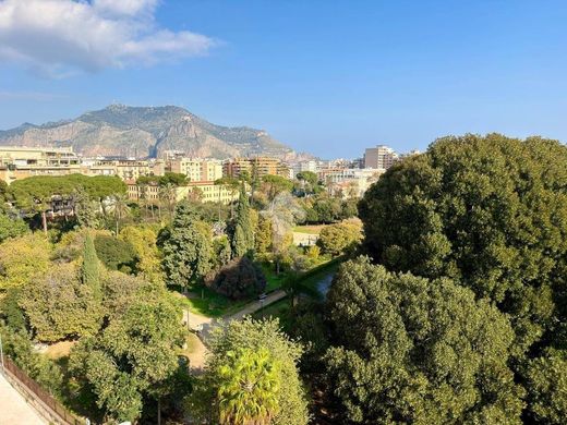 Cobertura - Palermo, Sicília