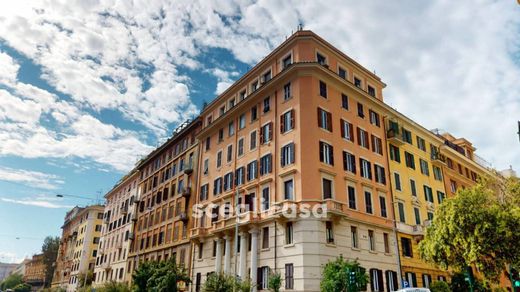 ローマ, ラツィオ州のアパートメント